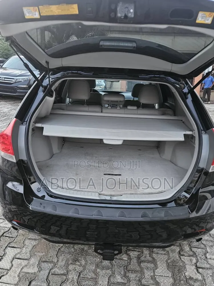Toyota Venza 2010 Black