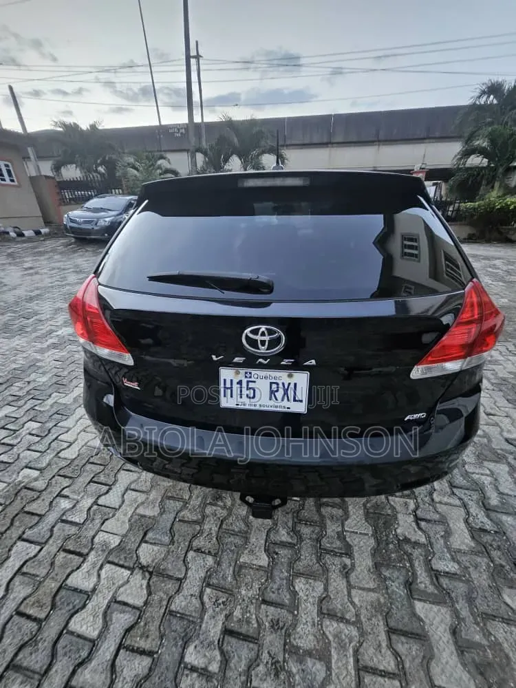 Toyota Venza 2010 Black