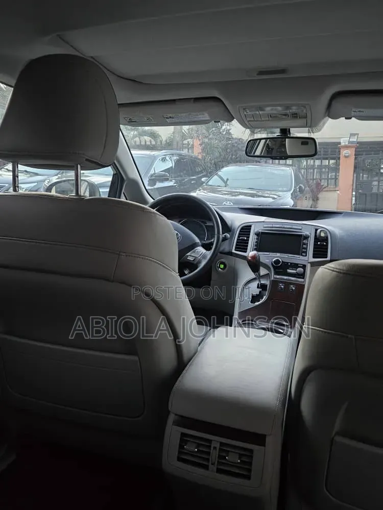 Toyota Venza 2010 Black