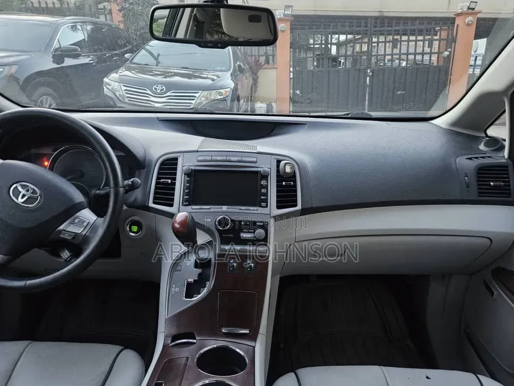 Toyota Venza 2010 Black