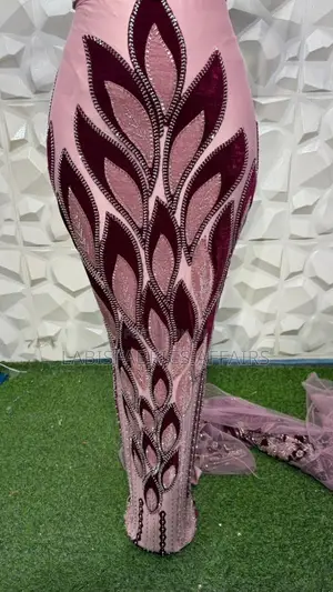 LUXURY VELVETbeaded Lace