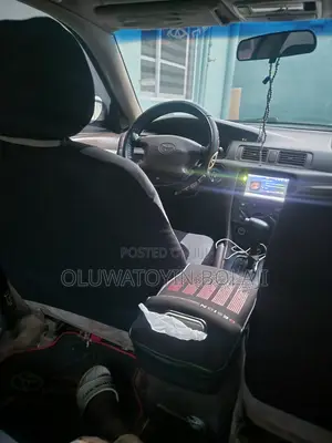 Toyota Camry 2000 White