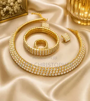 Round Neck Jewelry Set