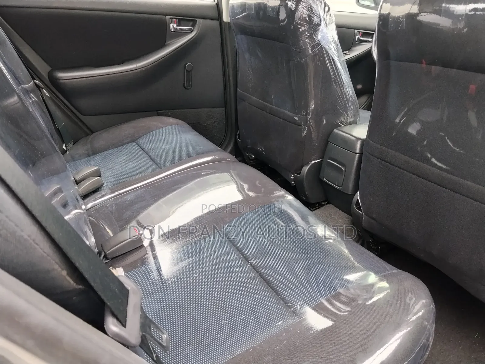 Car 2006 Silver