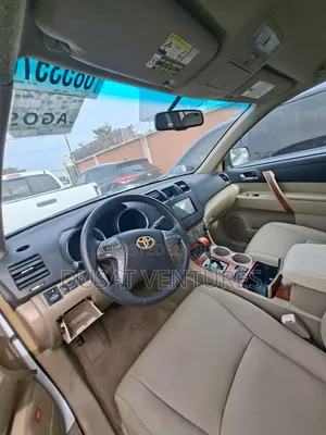 Toyota Highlander 2008 White