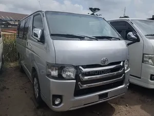 Toyota HiAce 2014 Grey