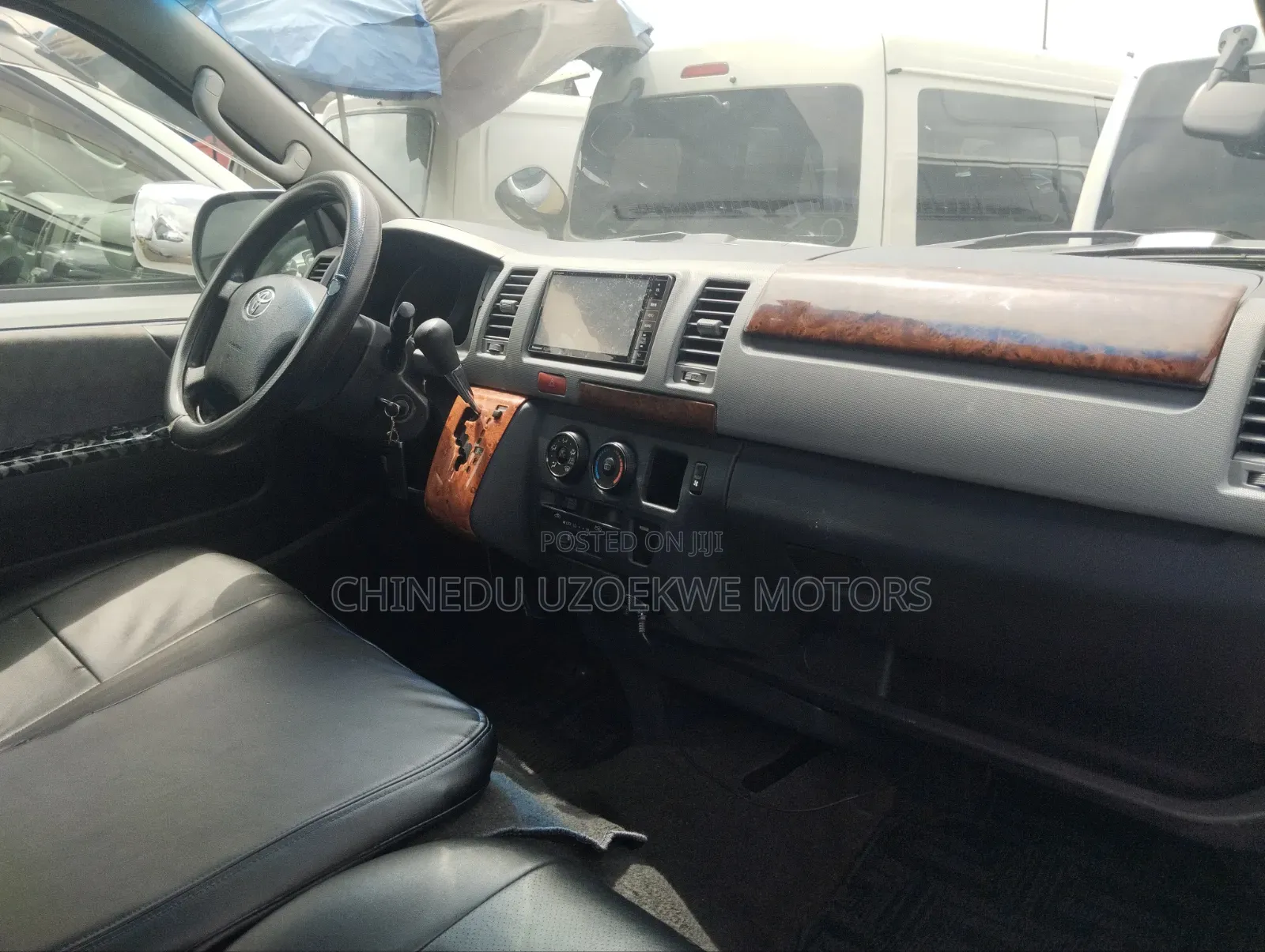 Toyota HiAce 2014 Grey