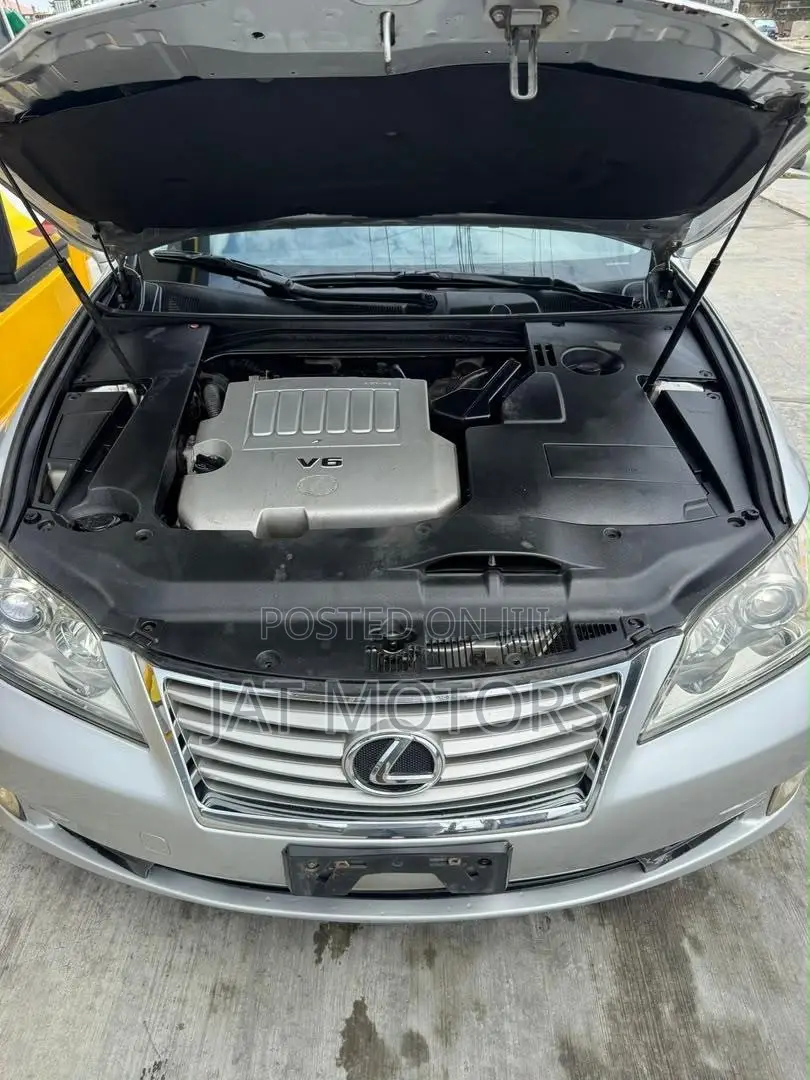 Lexus ES 350 2010 Silver