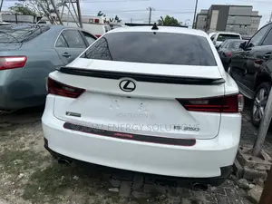 Lexus IS 2015 White