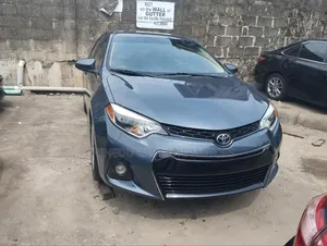 Toyota Corolla 2015 Gray