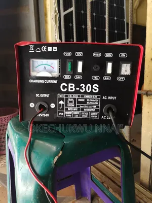 Car Motorcycle Battery Charger (12v-24v | 30-180 Ah) + Quick Charge