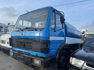 Mercedes Benz Water Tanker