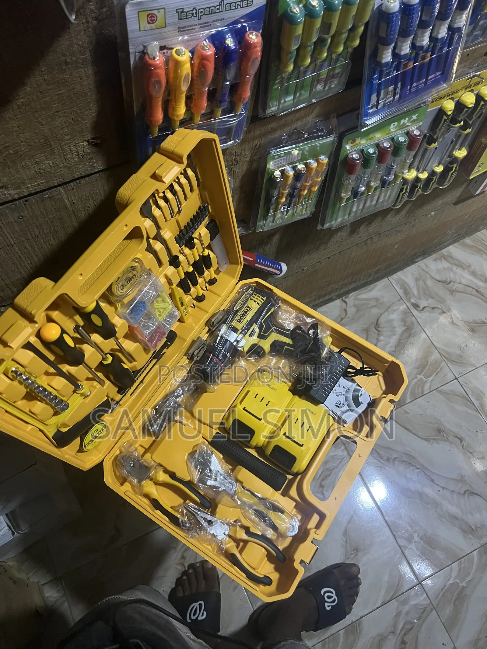 I Sell Electrical Equipment