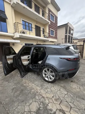 Land Rover Range Rover Velar 2019 Blue