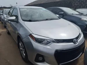 Toyota Corolla 2016 Silver