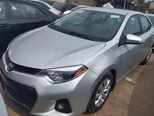 Toyota Corolla 2016 Silver