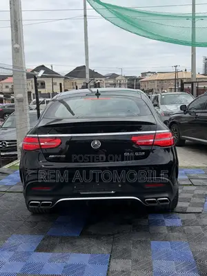 Mercedes-Benz GLE-Class 2019 Black