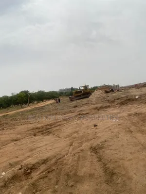 1 Hectare Mixed-Use Land for Sale in Apo Wassa