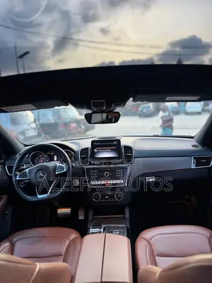 Mercedes-Benz GLE-Class AMG GLE 43 4MATIC 2018 White