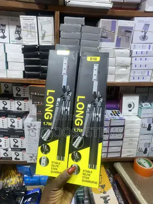 B16 Tripod Stand