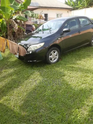 Toyota Corolla 2010 Black