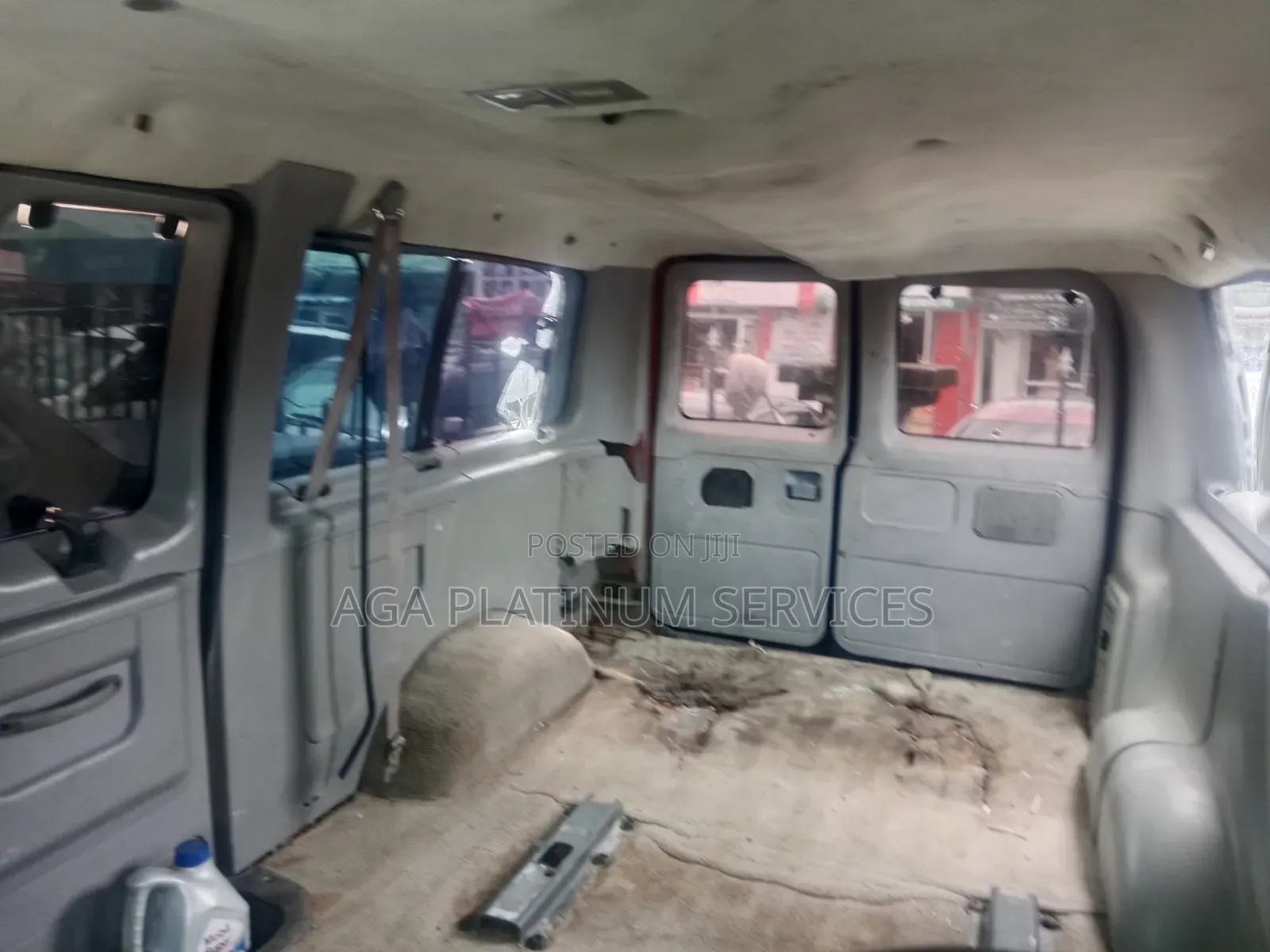 Ford E250 1998 Blue