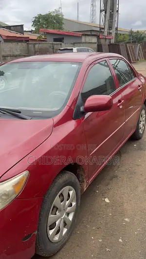 Toyota Corolla 2010 Red