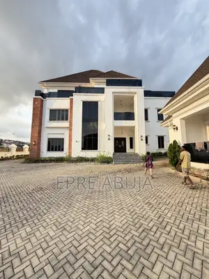 7bdrm Mansion in Guzape District for sale