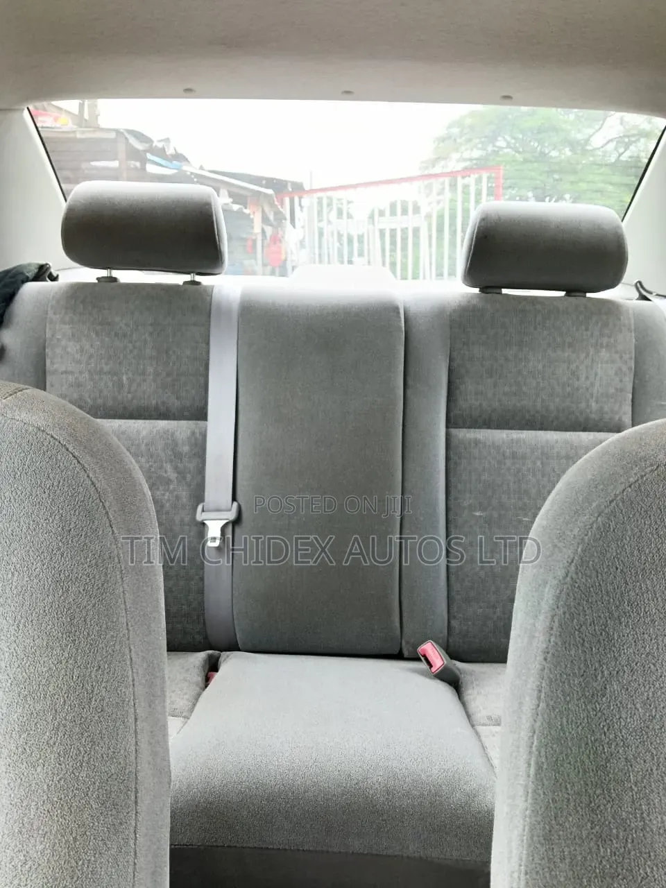 Toyota Corolla LE 2004 Gray