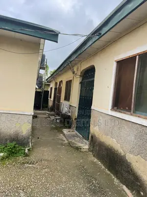 6bdrm Block of Flats in Dei-Dei for sale