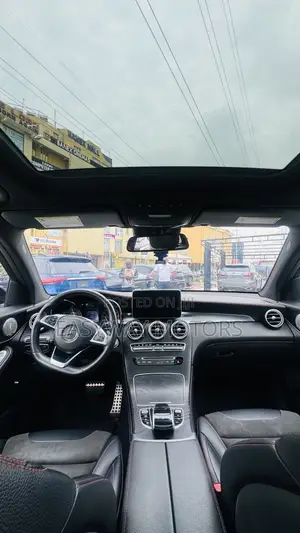 Mercedes-Benz GLC-Class 2017 White
