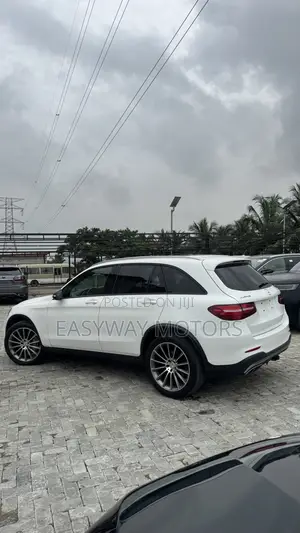 Mercedes-Benz GLC-Class 2017 White