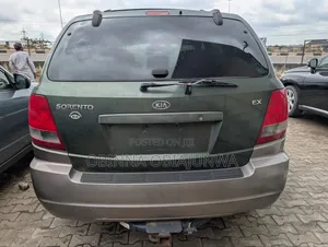 Kia Sorento 2007 Green
