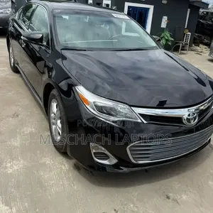 Toyota Avalon XLE Premium Sedan FWD (3.5L 6cyl 6A) 2013 Black