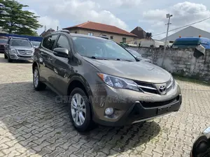 Toyota RAV4 Limited 4dr SUV AWD (2.5L 4cyl 6A) 2014 Brown