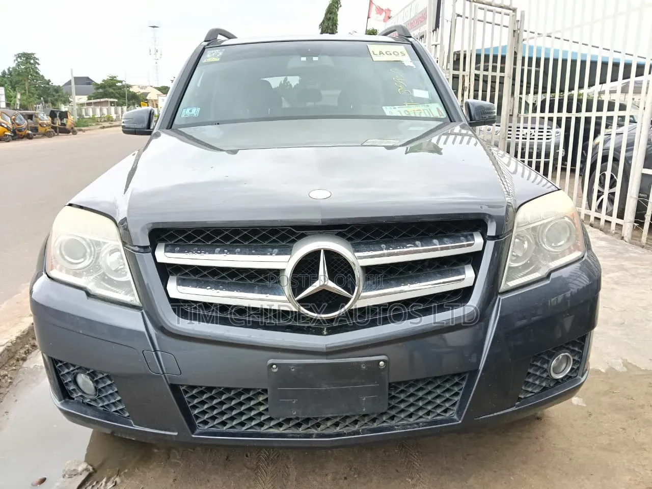 Mercedes-Benz GLK-Class 2011 Gray