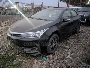 Toyota Corolla 2018 Black