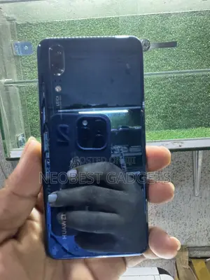 Huawei P20 128 GB Blue
