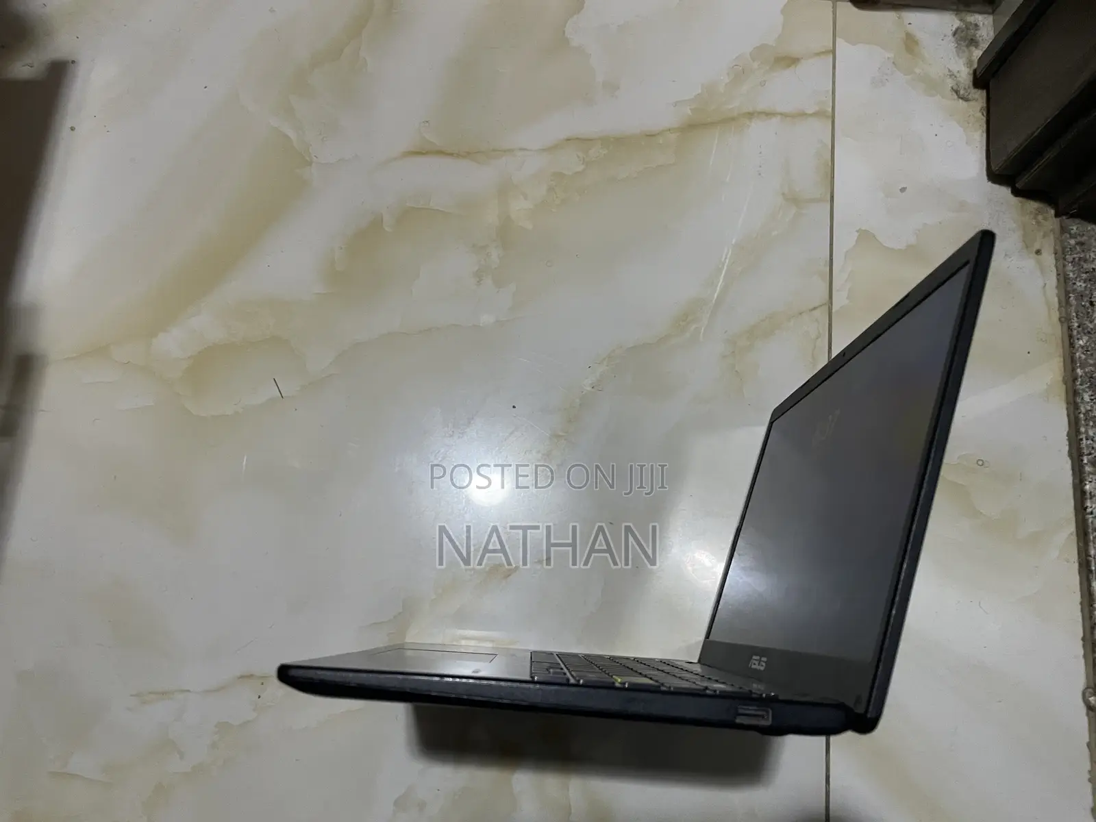 Laptop Asus Vivobook E410M 4GB Intel Celeron SSD 500GB