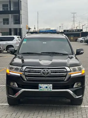 Toyota Land Cruiser 2008 Black