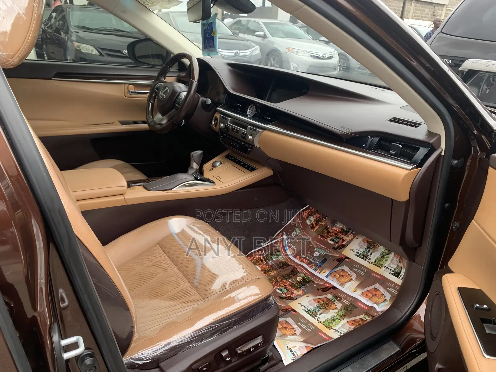 Lexus ES 2016 Brown