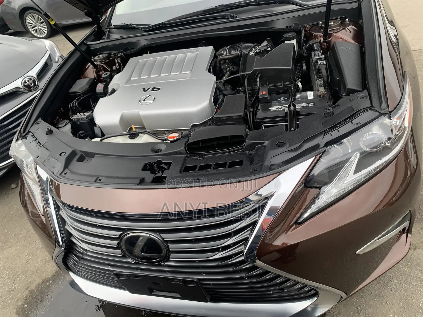 Lexus ES 2016 Brown