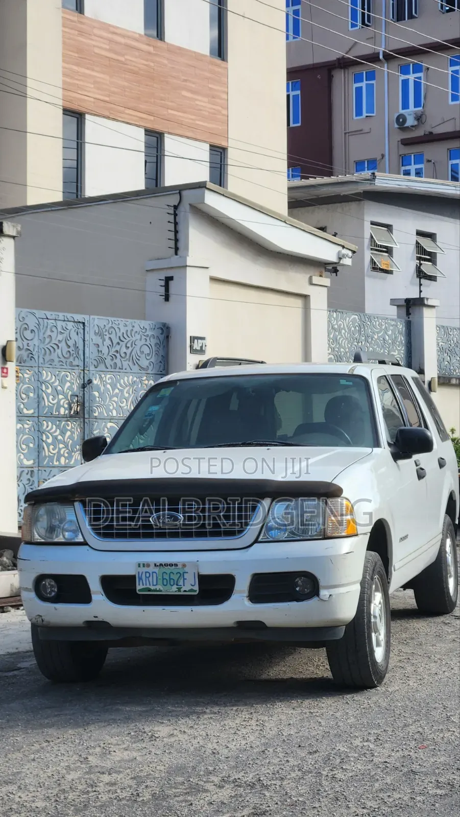 Ford Explorer 2005 White