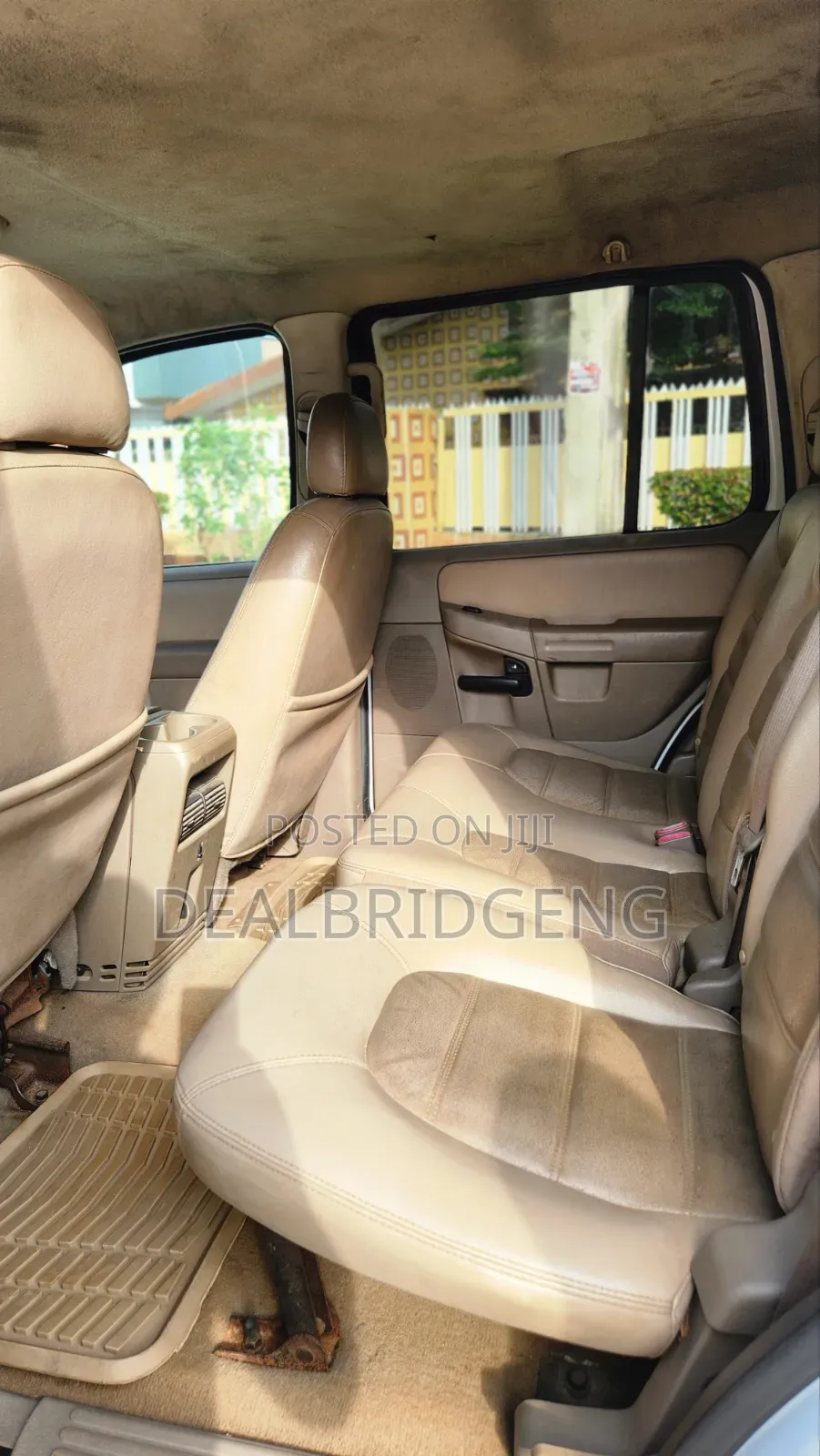Ford Explorer 2005 White