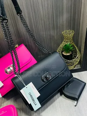 Chrisbella..
2in1 Medium Size 
Chain Leather Handbag .