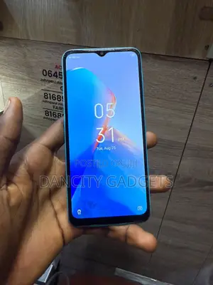 Infinix Smart 7 Plus 64 GB Blue