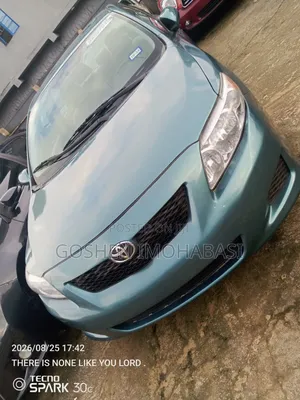 Toyota Corolla 2010 Green