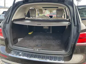 Mercedes-Benz GLE-Class GLE 350 2018 Brown