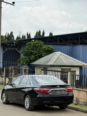 Toyota Camry 2016 Black