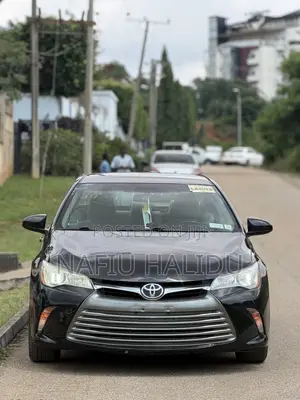 Toyota Camry 2016 Black